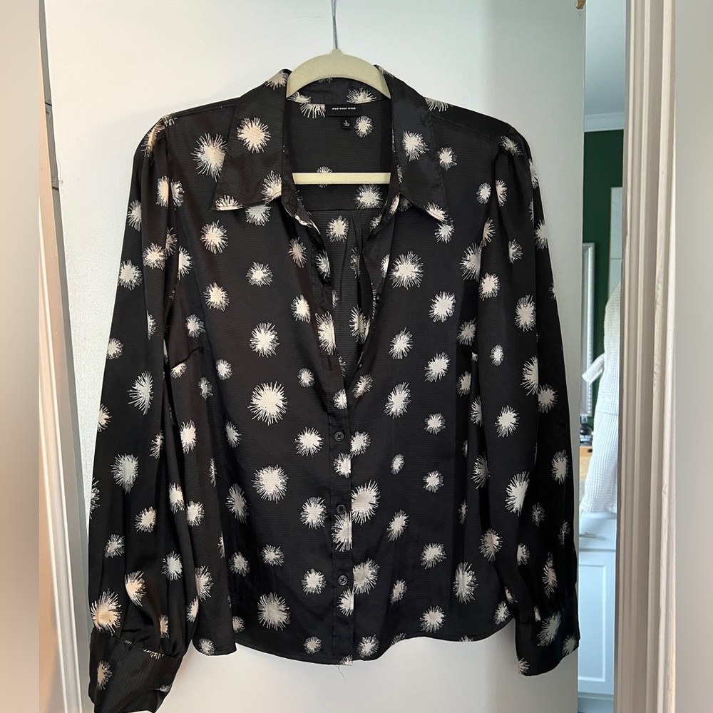 Who What Wear silky black button up top with starbursts